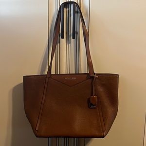 Michael Kors bag. Like new!!!